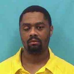 Denven Weathers a registered Sex Offender of Illinois