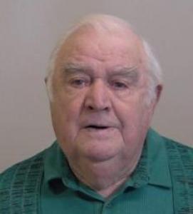 Norman Dale Launhardt a registered Sex Offender of Illinois