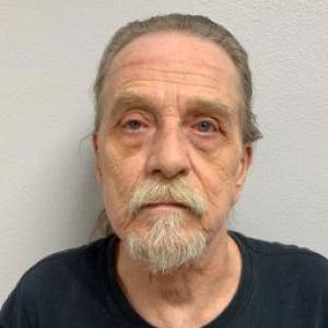 Howard Dale Lake a registered Sex Offender of Illinois