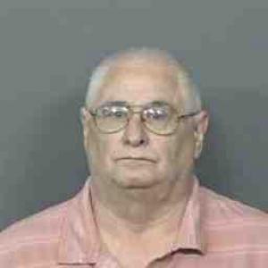 Robert D Gahlbeck a registered Sex Offender of Illinois