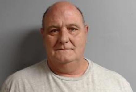 Larry P Stratton a registered Sex Offender of Illinois