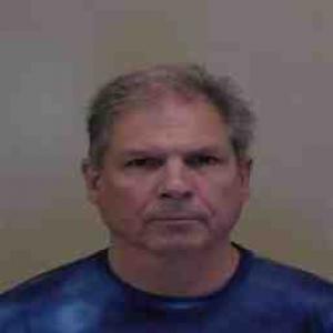 Douglas Dean Davis a registered Sex Offender of Illinois