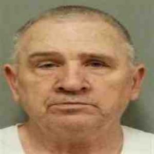 Robert H Young a registered Sex Offender of Illinois