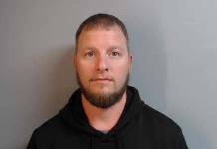 Justin L Warren a registered Sex Offender of Illinois