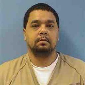 Luis Rivas a registered Sex Offender of Illinois