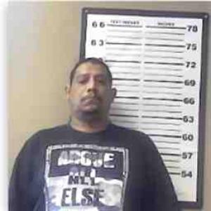 Roberto D Hernandez a registered Sex Offender of Illinois