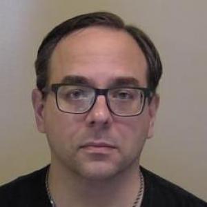 Jonathan Shawn Mills a registered Sex Offender of Illinois