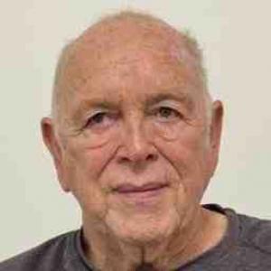 Michael A Tuman a registered Sex Offender of Illinois
