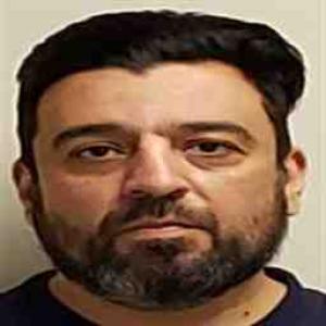 Santos Reyna a registered Sex Offender of Illinois