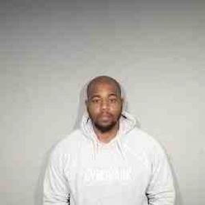 Trevionne L Perkins a registered Sex Offender of Illinois