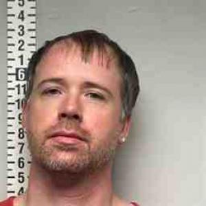 Nicholas Scott Songer a registered Sex Offender of Illinois