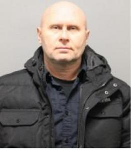 Robert Fadrowski a registered Sex Offender of Illinois