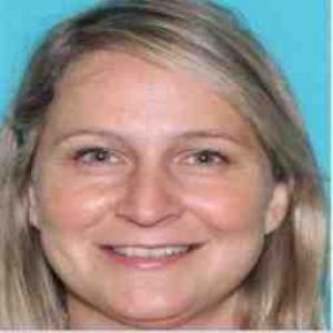 Sara E Damyan a registered Sex Offender of Illinois