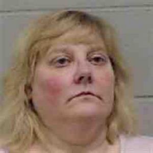 Dayna K Chidester a registered Sex Offender of Illinois