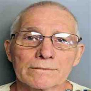Robert James Hefel a registered Sex Offender of Iowa