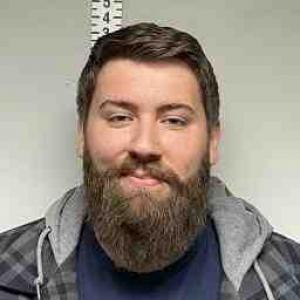 Tyler J Lesan a registered Sex Offender of Illinois