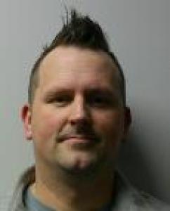 Kevin Lawlis a registered Sex Offender of Illinois