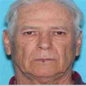 Antonio Estrada a registered Sex Offender of Illinois
