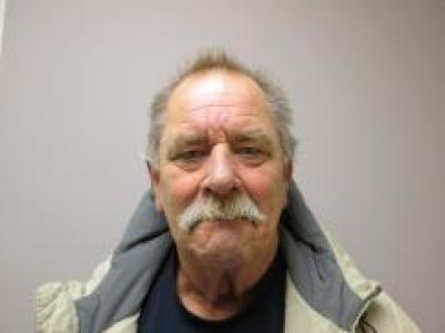 Lyle E Schultz a registered Sex Offender of Illinois