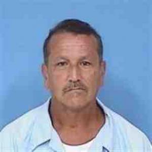 Roberto Flores a registered Sex Offender of Illinois