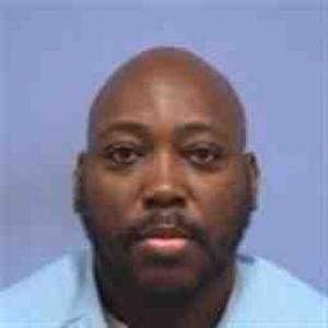 Lataun R Coon a registered Sex Offender of Illinois
