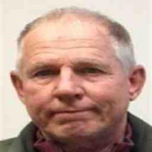 Bruce H Niggemann a registered Sex Offender of Illinois