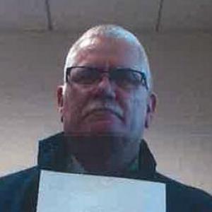 Galen L Houser a registered Sex Offender of Illinois