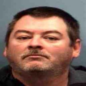 Kenneth L Brewer a registered Sex or Violent Offender of Indiana