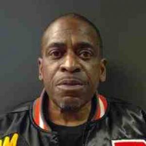 Sean L Burks a registered Sex Offender of Illinois