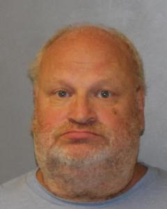 Dennis E Mckinney a registered Sex Offender of New York