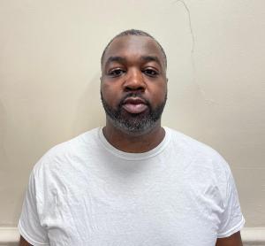 Jarret L Eaglin a registered Sex Offender of New York