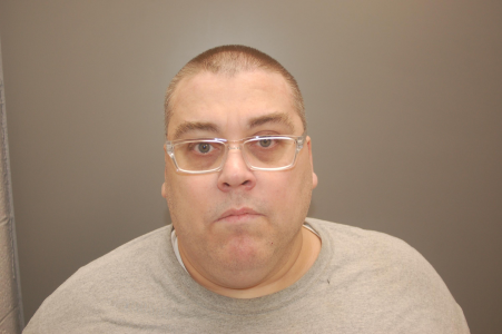 Larry B Huggins a registered Sex Offender of New York