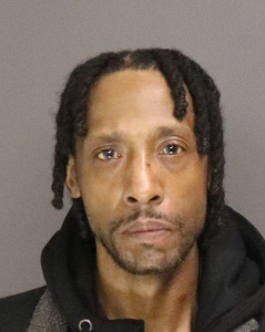 Shatarbe Crum a registered Sex Offender of New York