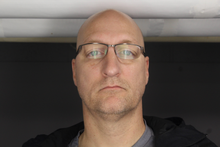 Robert J Lysak a registered Sex Offender of New York