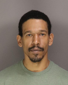 Enrique Peris a registered Sex Offender of New York