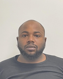 Donovan Hoilett a registered Sex Offender of New York