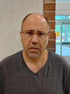 Robert J Washington a registered Sex Offender of New York