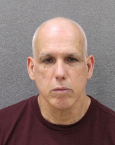 Isael Gomez a registered Sex Offender of New York