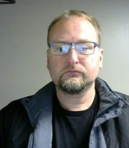 Darren Michael Henry a registered Sex Offender of North Dakota