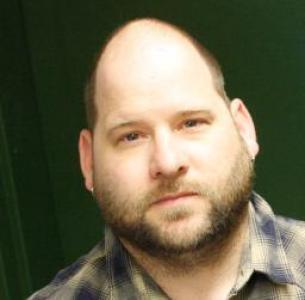 Jeremy Paul Nieweglowski a registered Sex Offender of Illinois