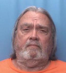 Vernon Wayne Heuer a registered Sex Offender of Missouri