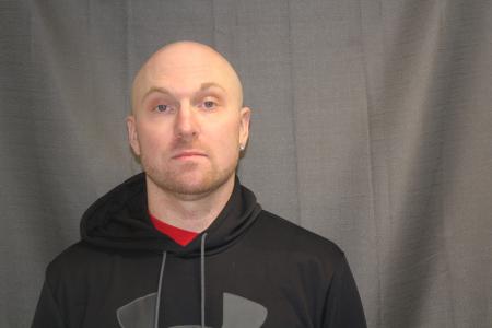 Zachery Robert Kronquist a registered Sex Offender of Missouri