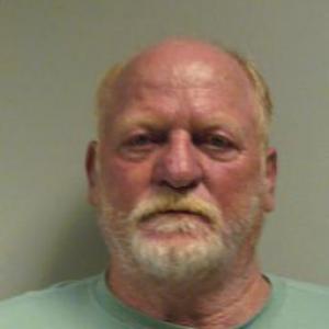 Lloyd B Tracy a registered Sex Offender of Missouri