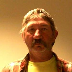 Scott Douglas Tuey a registered Sex Offender of Missouri