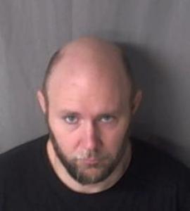 Derek Christopher Hightshoe a registered Sex Offender of Missouri