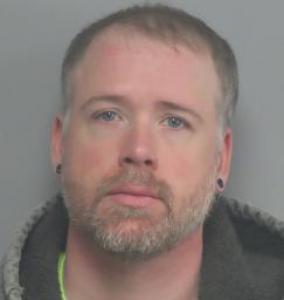 Nicholas Scott Songer a registered Sex Offender of Illinois