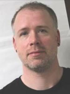Nicholas Scott Songer a registered Sex Offender of Illinois