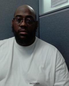 Taylor Bruce Kenneth a registered Sex Offender of Washington Dc