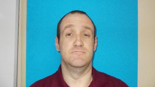 Kenneth Michael Davis a registered  of Alabama