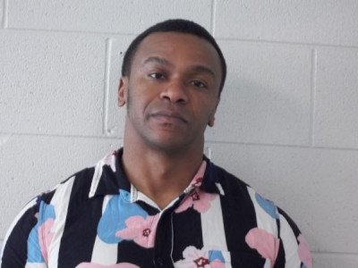 Dwayne Asharo Street a registered Sex Offender of Alabama